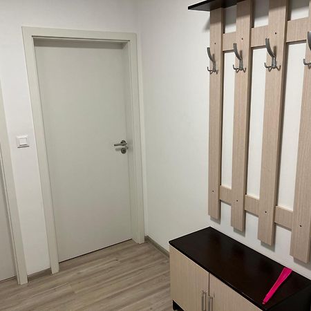 Beautiful 2 Bedroom Apartment Prostějov Екстериор снимка