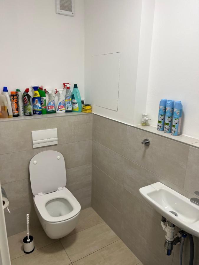 Beautiful 2 Bedroom Apartment Prostějov Екстериор снимка